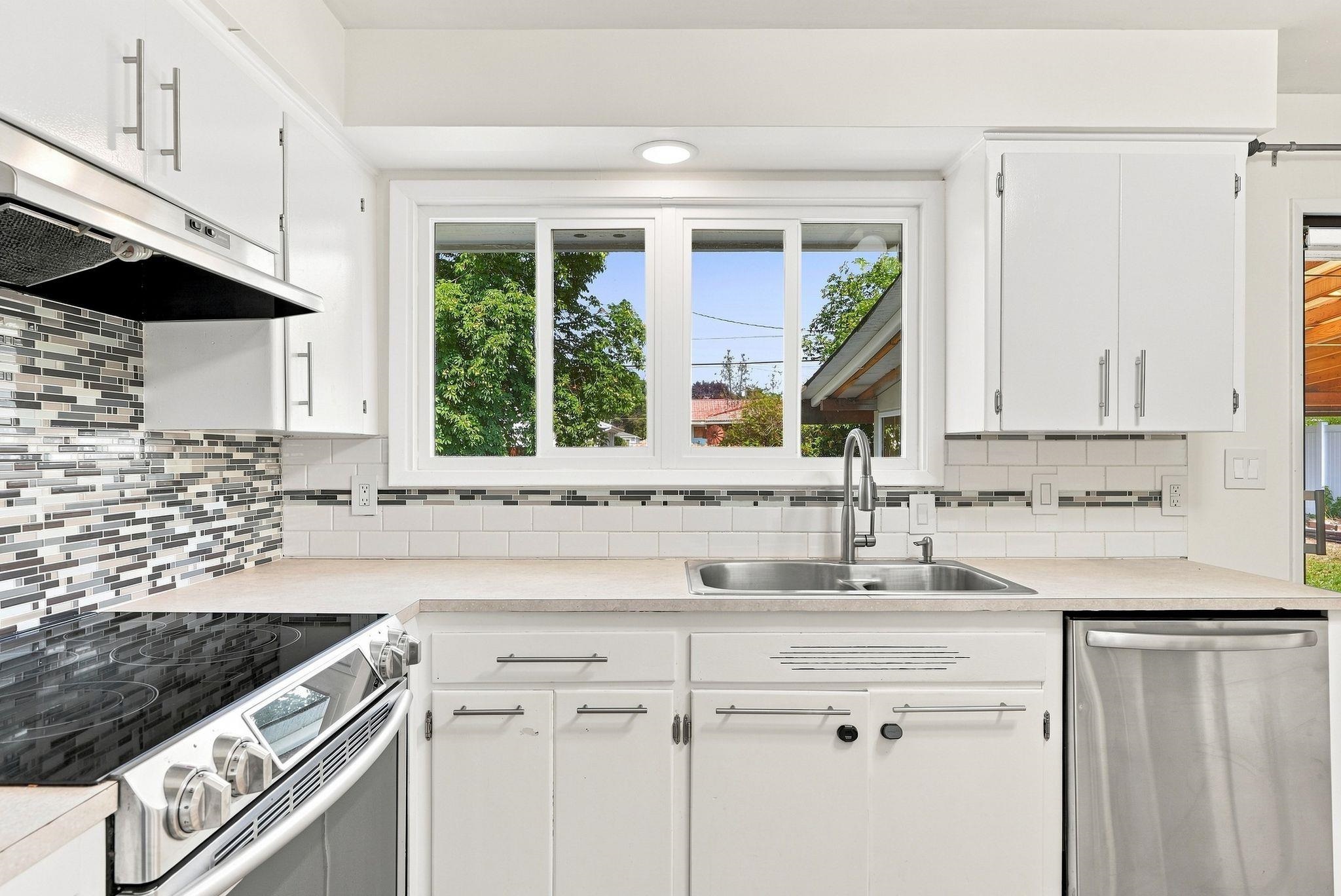 2116 W Gordon Ave - Photo 6