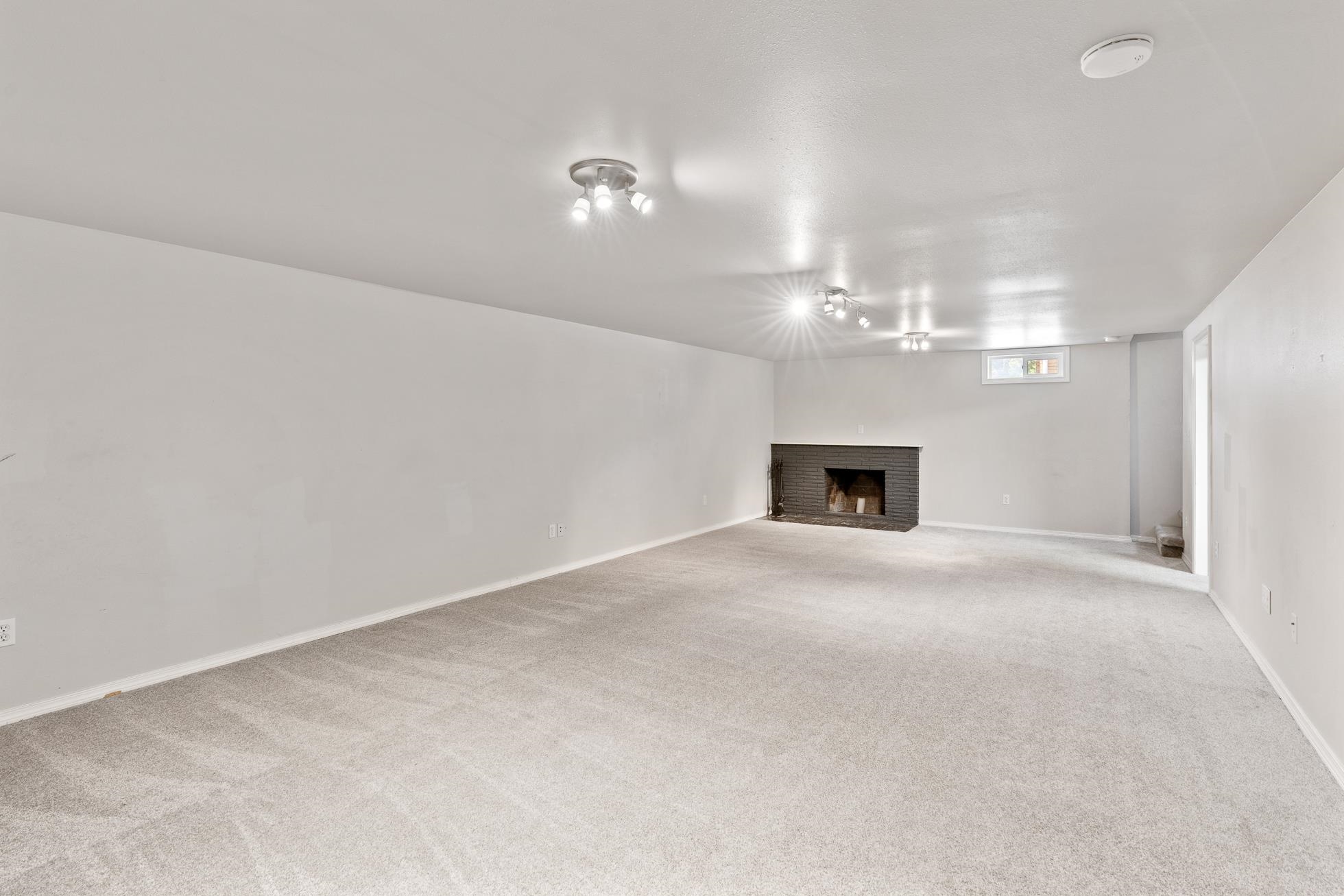 724 W Carolina Way - Photo 20