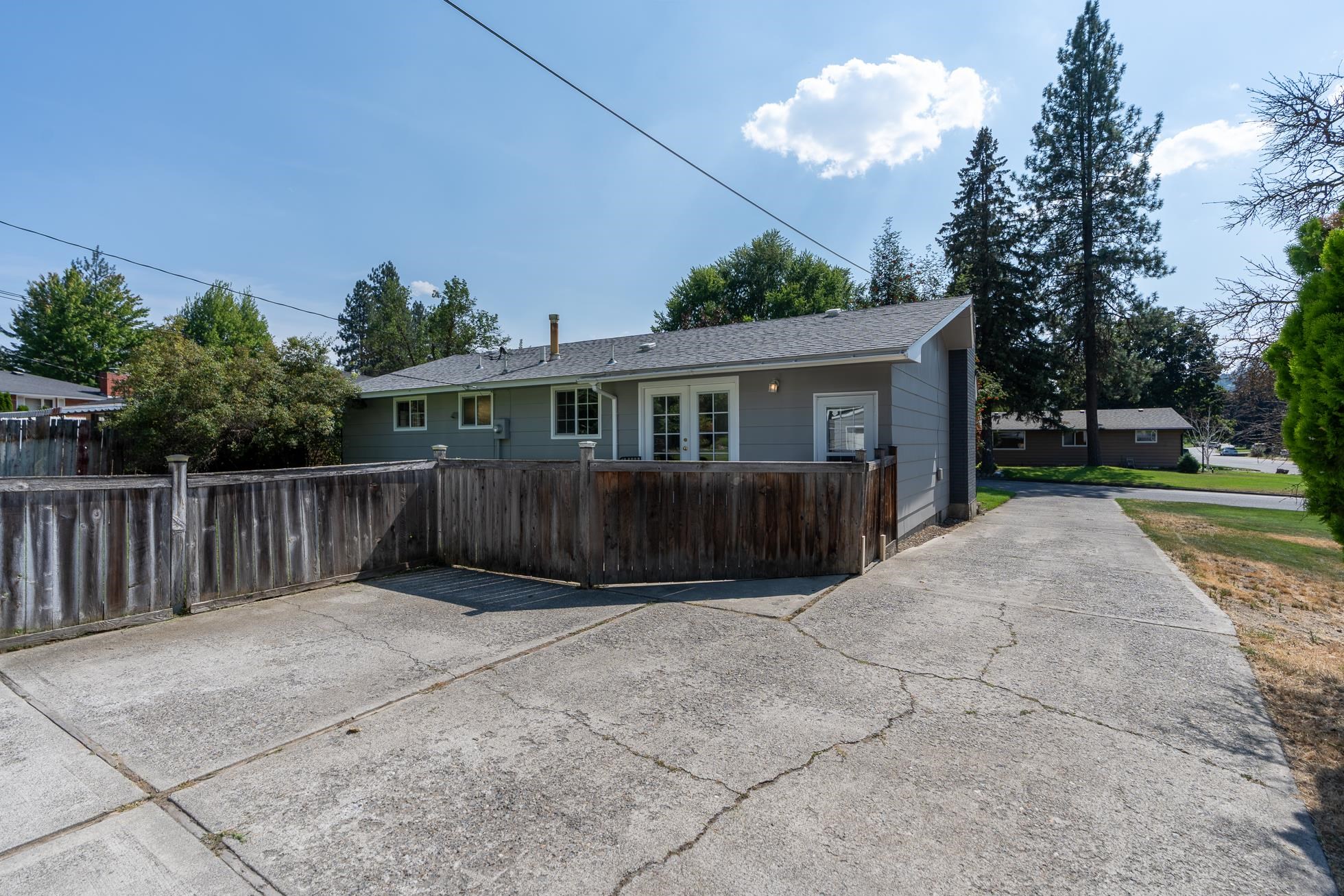 724 W Carolina Way - Photo 30