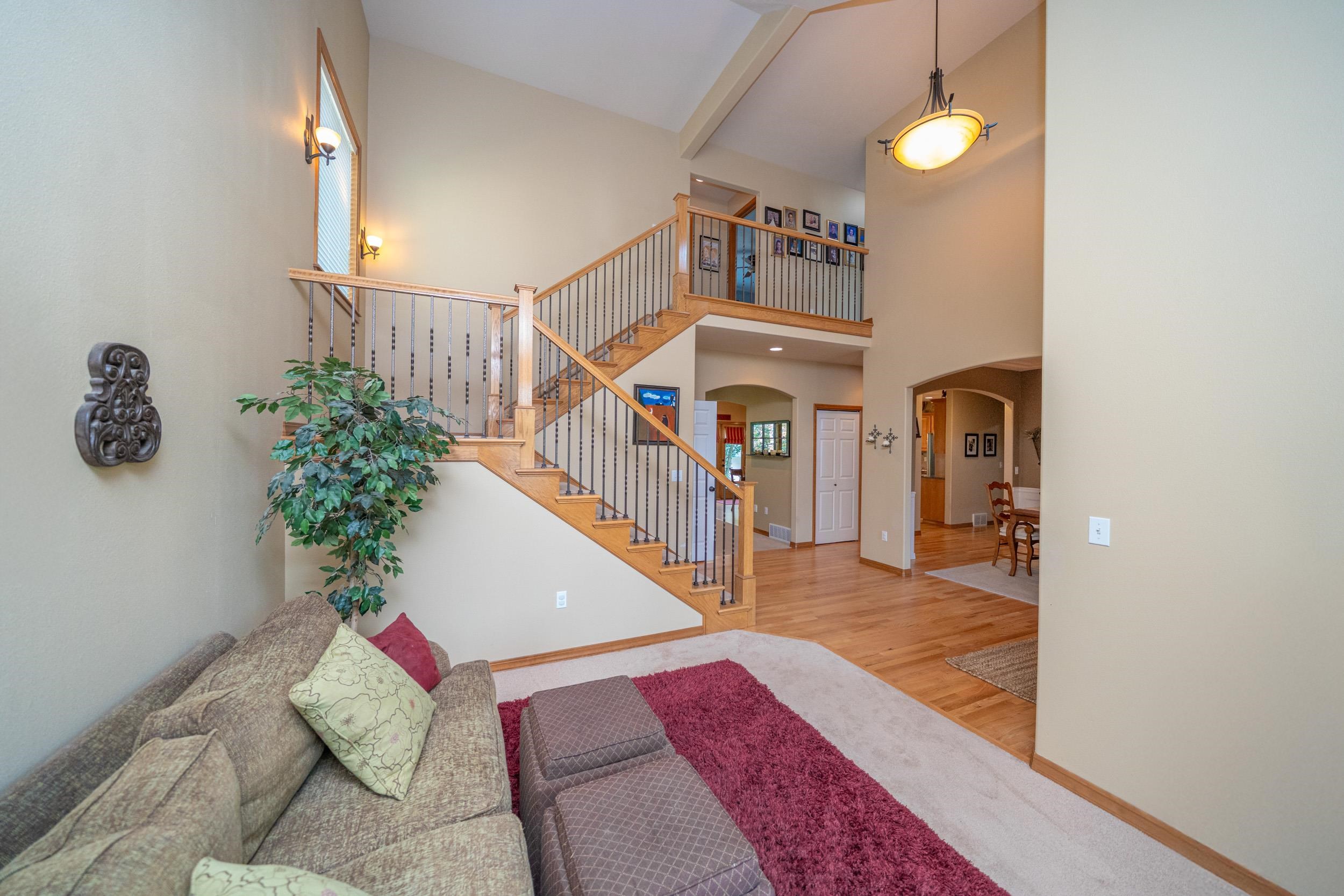 1017 E Golden Ct - Photo 8