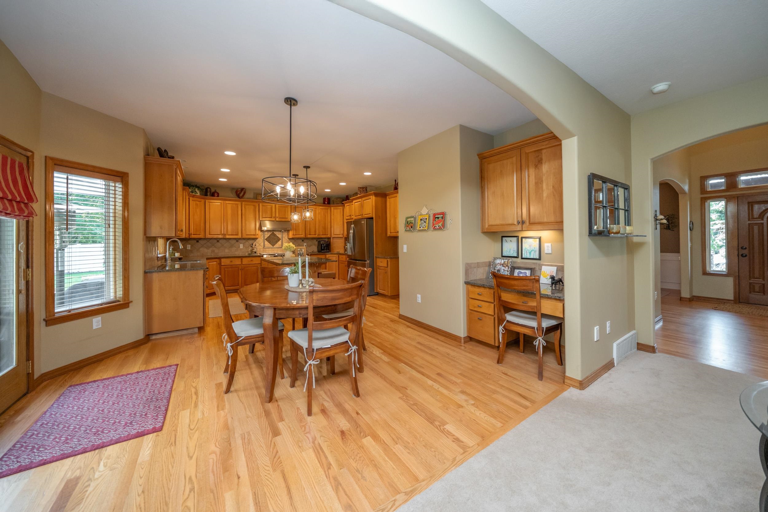 1017 E Golden Ct - Photo 18