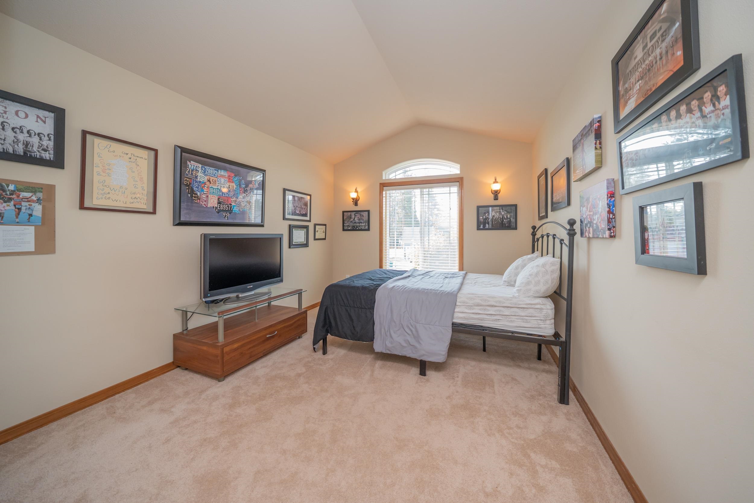 1017 E Golden Ct - Photo 33