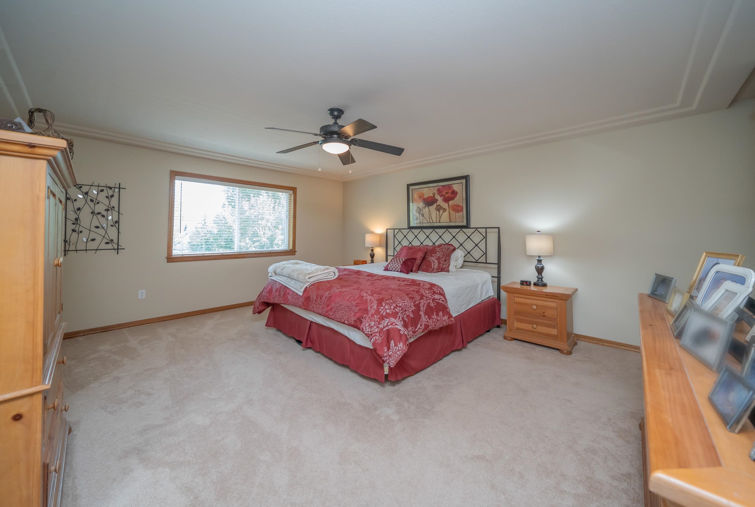1017 E Golden Ct - Photo 34