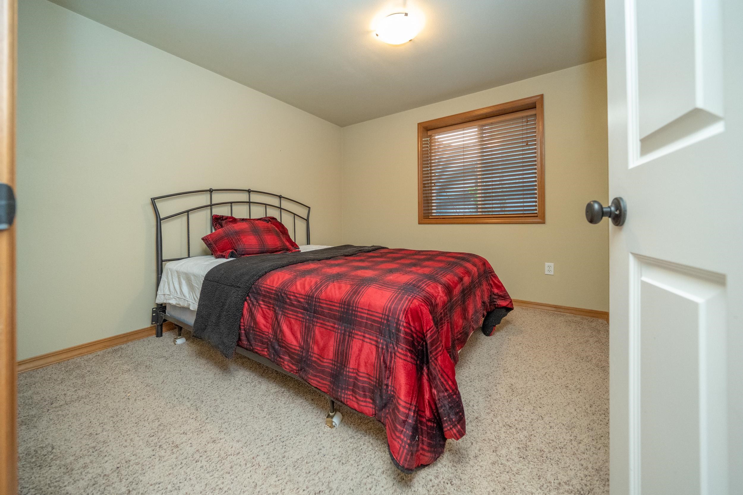1017 E Golden Ct - Photo 41