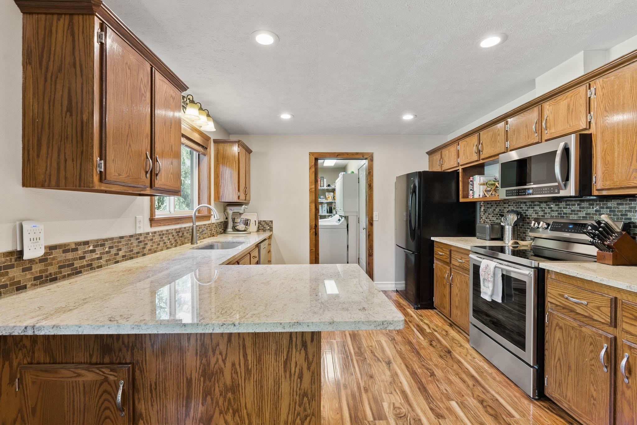 28013 N Bear Lake Rd - Photo 12