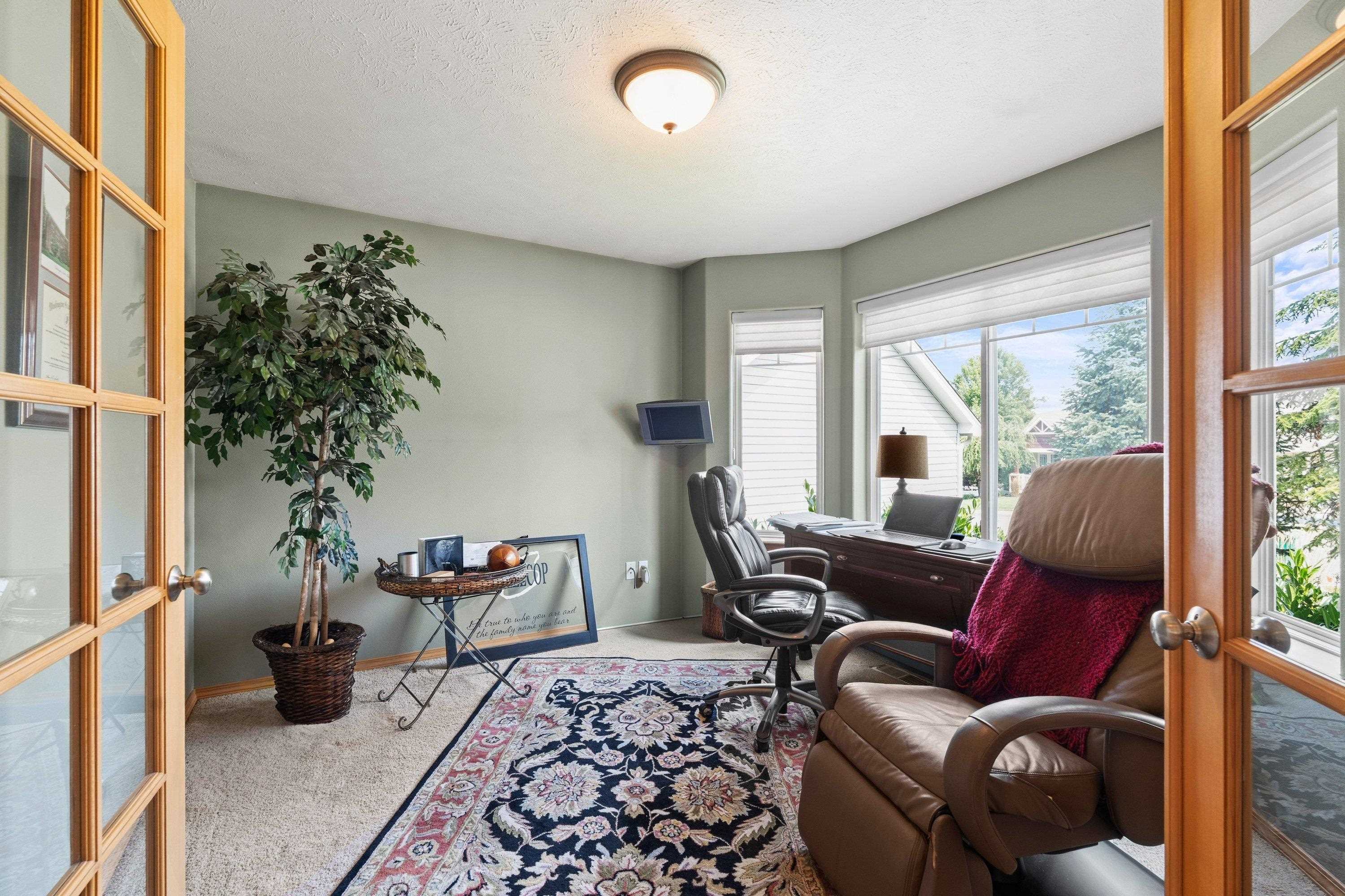 517 W Bolan Ave - Photo 26