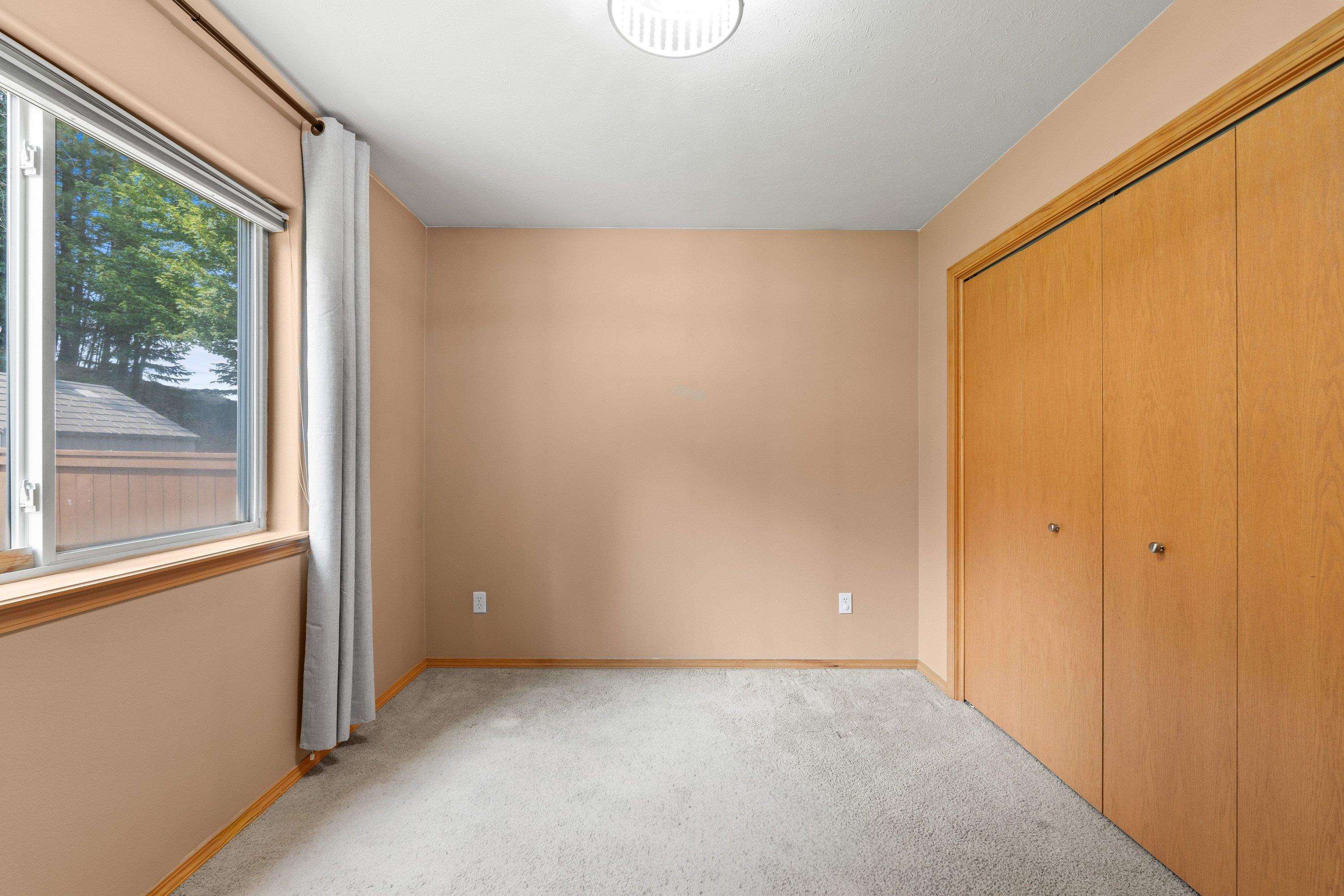 517 W Bolan Ave - Photo 30