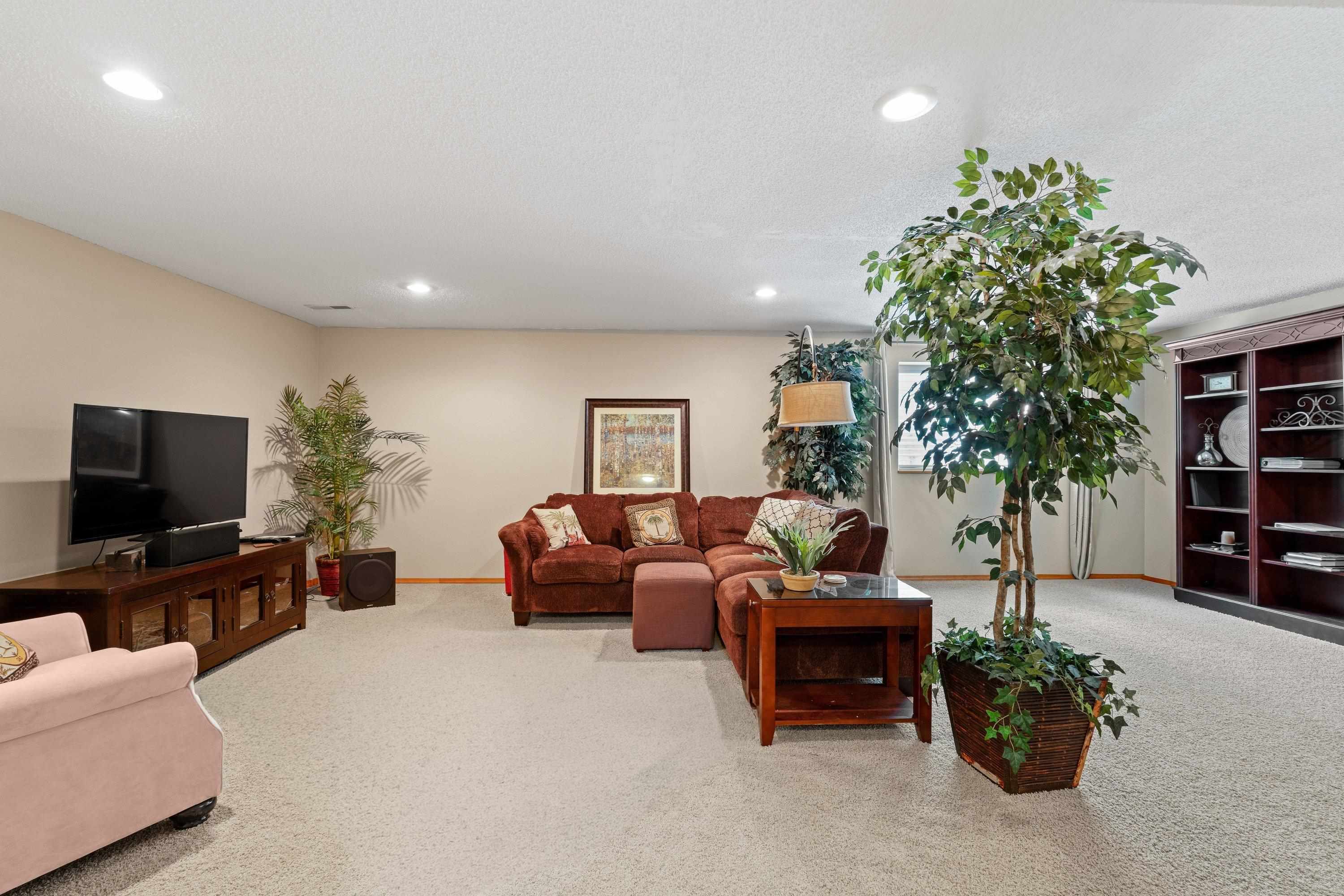 517 W Bolan Ave - Photo 35