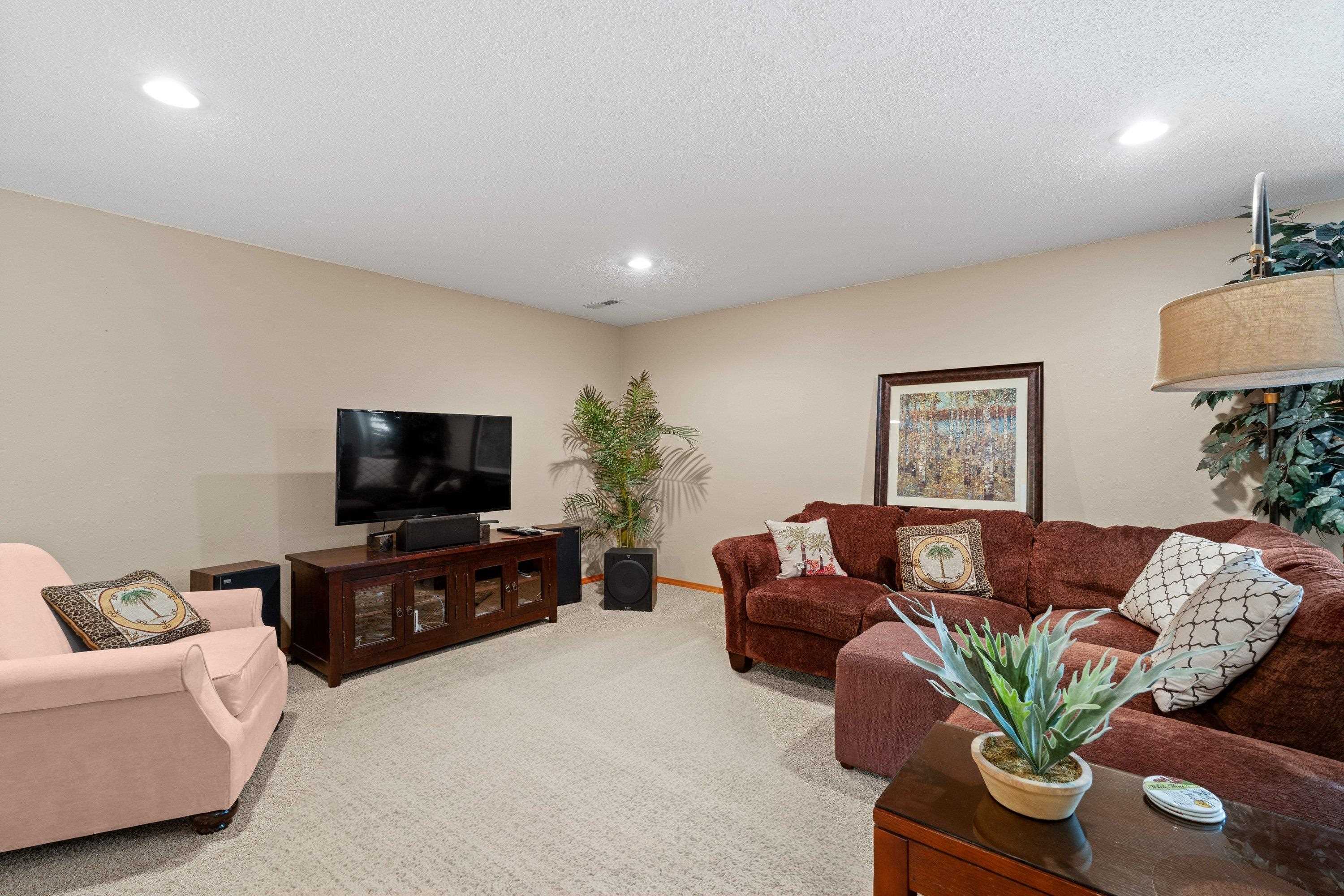 517 W Bolan Ave - Photo 36