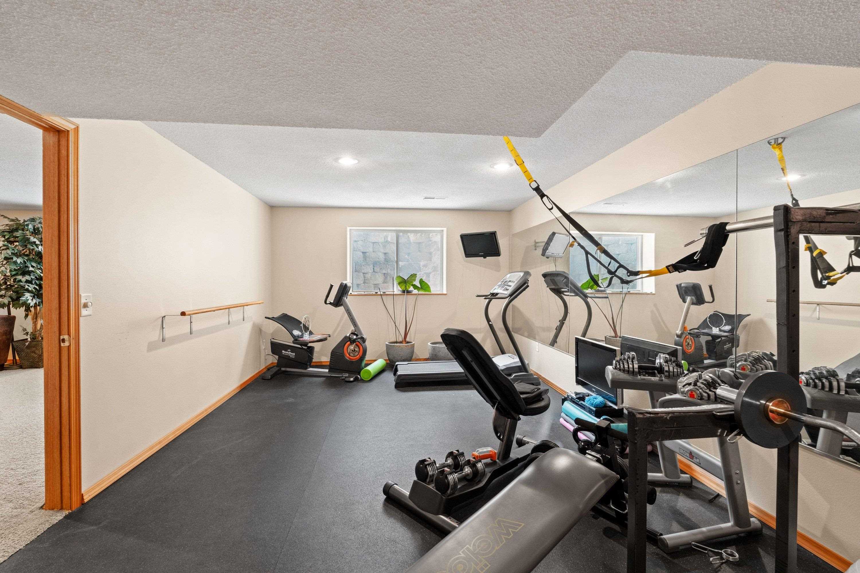 517 W Bolan Ave - Photo 39