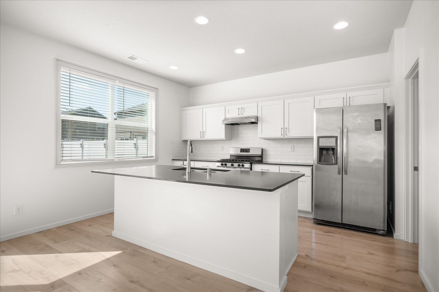 8006 S FRUITVALE Ln - Photo 9