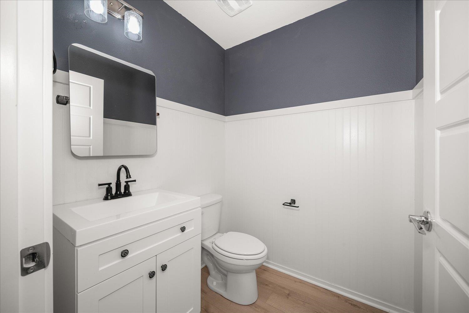 8006 S FRUITVALE Ln - Photo 16