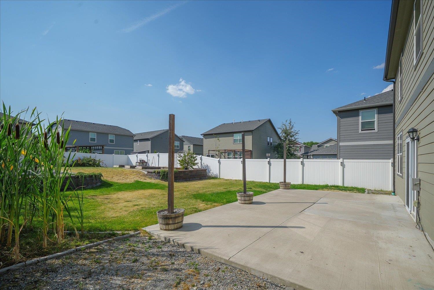 8006 S FRUITVALE Ln - Photo 32