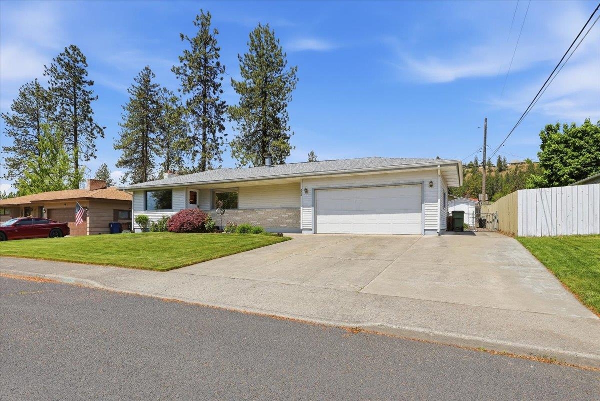 3314 W Beacon Ave - Photo 3