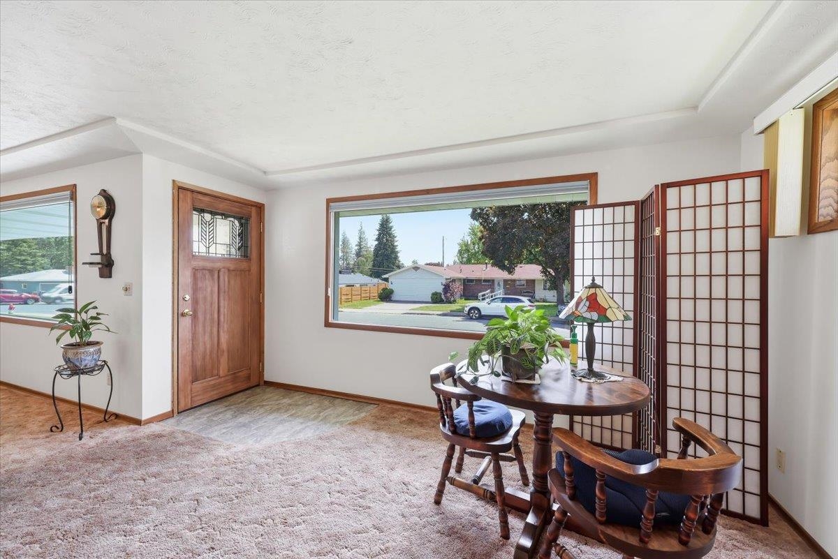 3314 W Beacon Ave - Photo 5
