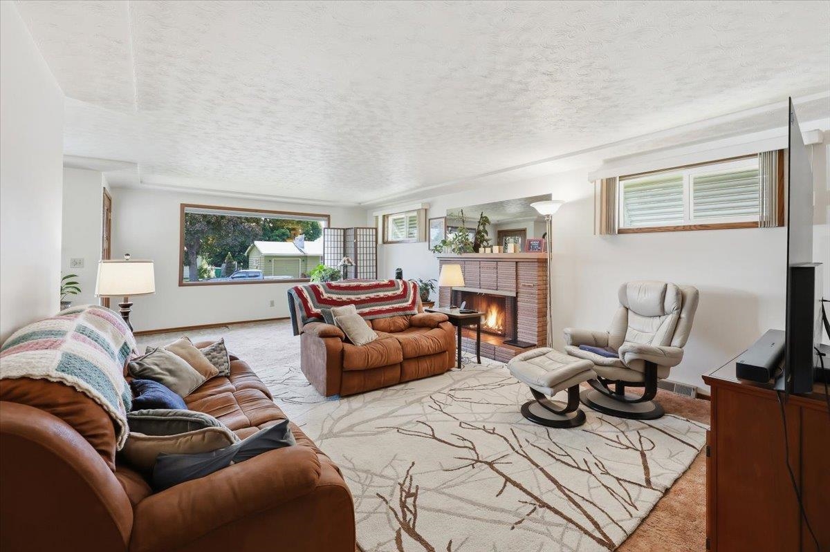 3314 W Beacon Ave - Photo 7