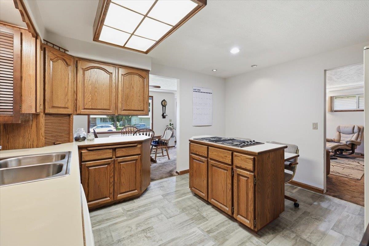 3314 W Beacon Ave - Photo 9