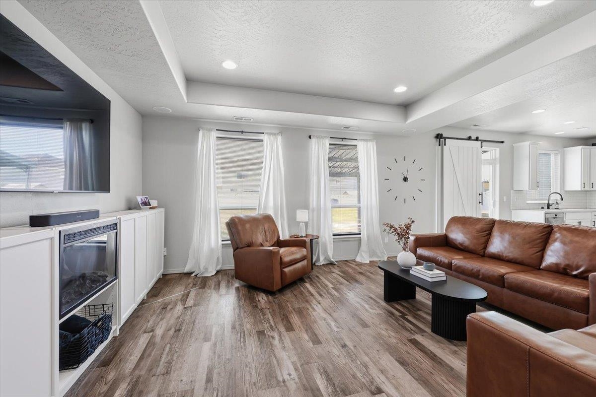 8802 N Cannon St - Photo 9
