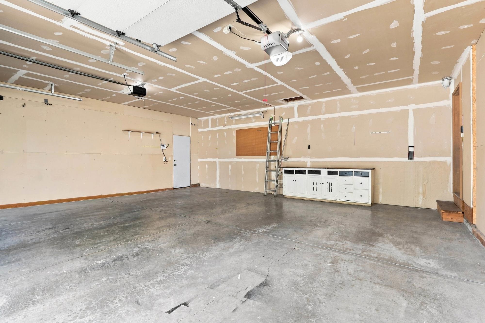 12118 E 37th Ct - Photo 37