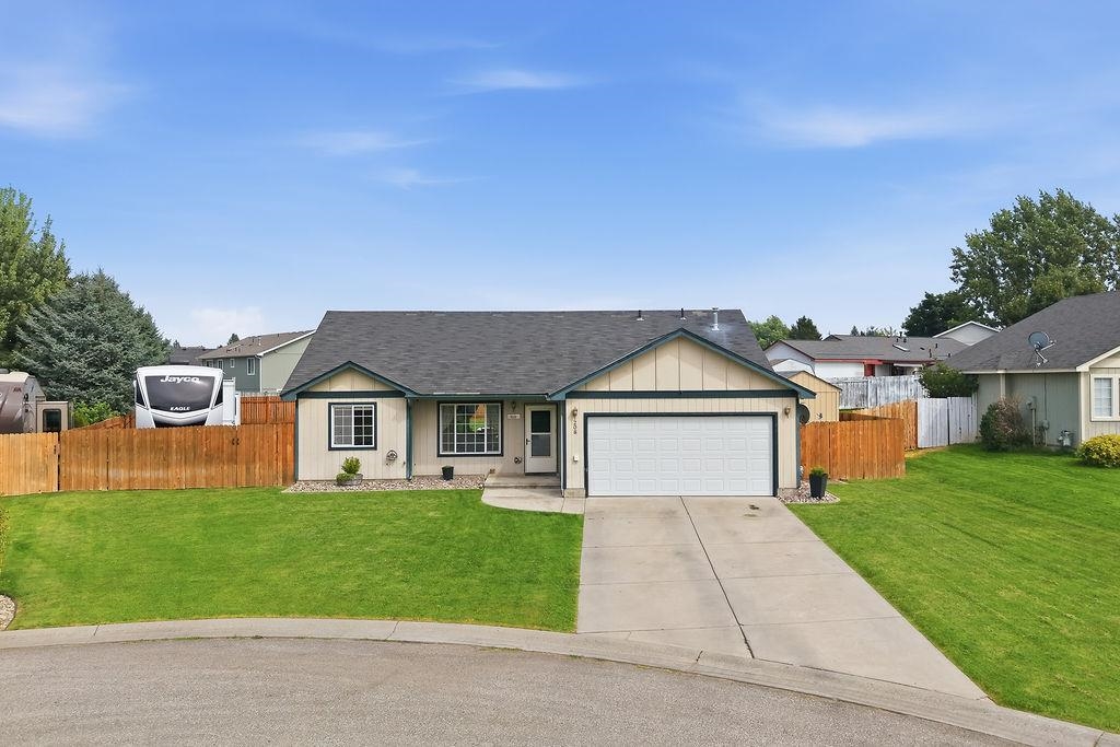 208 N Armstrong Ct - Photo 1