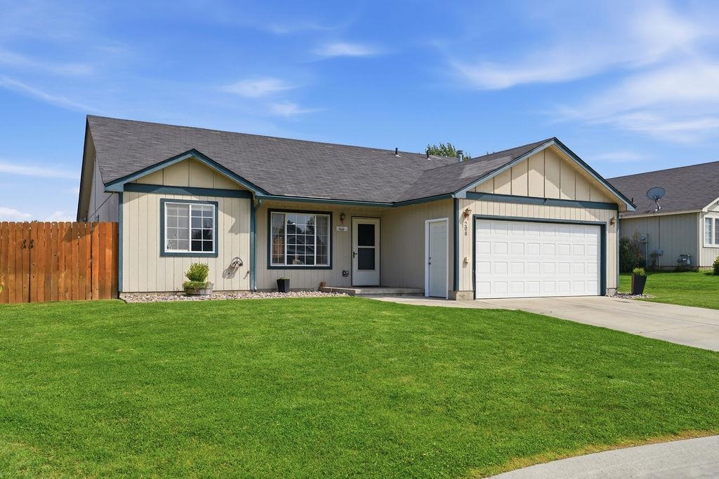 208 N Armstrong Ct - Photo 3