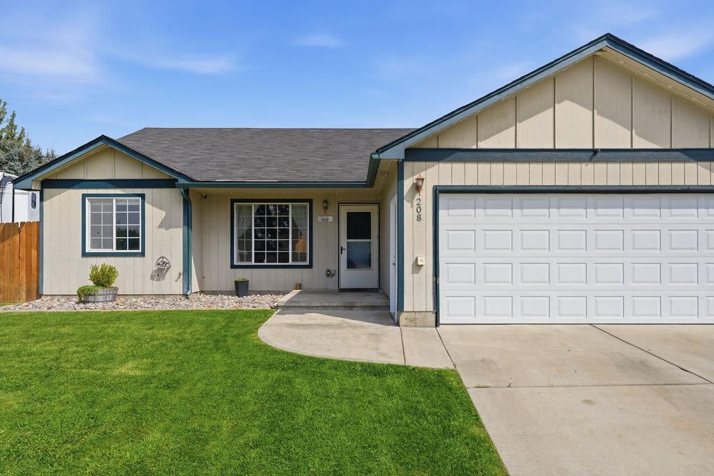 208 N Armstrong Ct - Photo 4