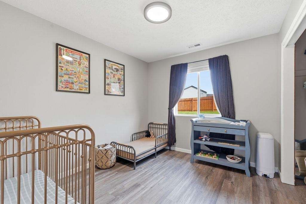 208 N Armstrong Ct - Photo 9