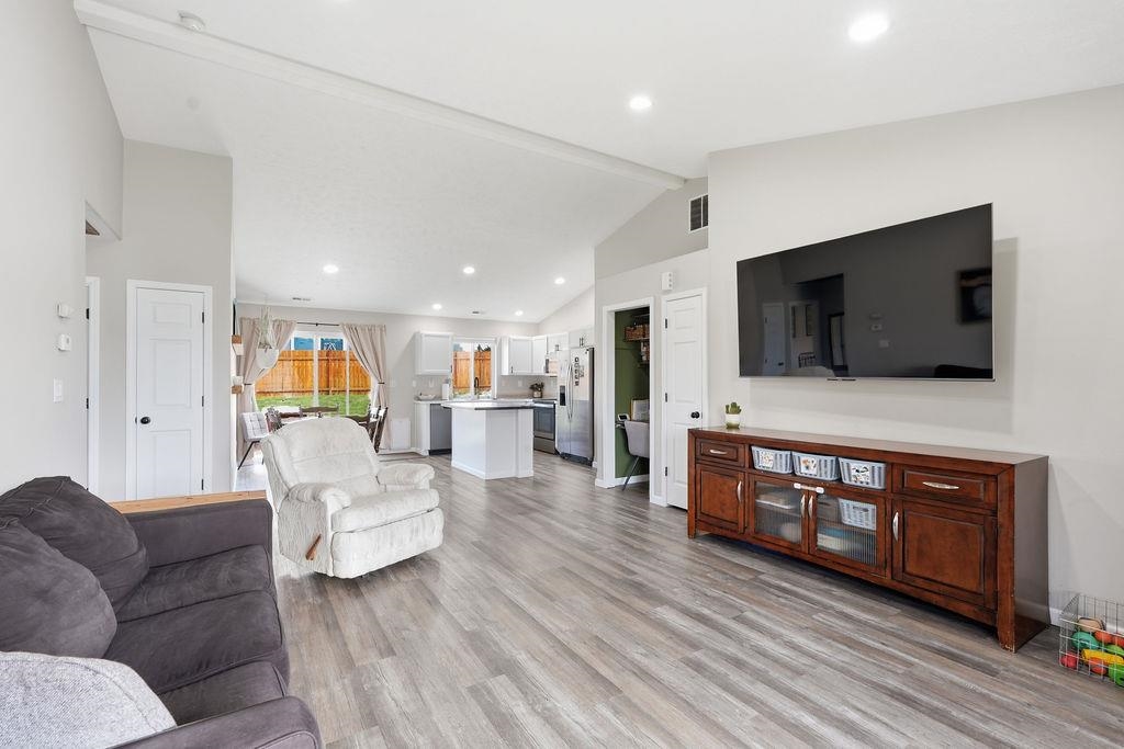 208 N Armstrong Ct - Photo 24
