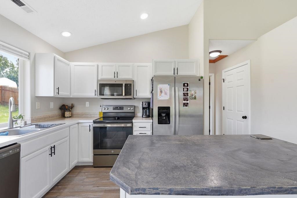 208 N Armstrong Ct - Photo 26