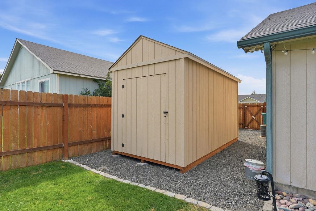 208 N Armstrong Ct - Photo 28