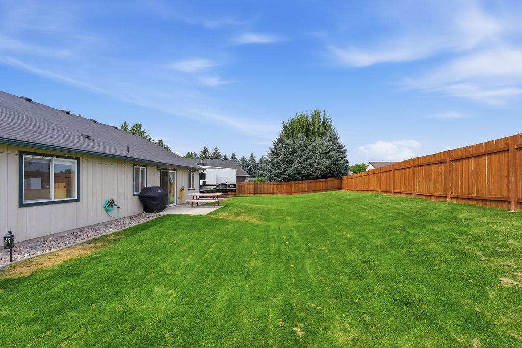 208 N Armstrong Ct - Photo 29