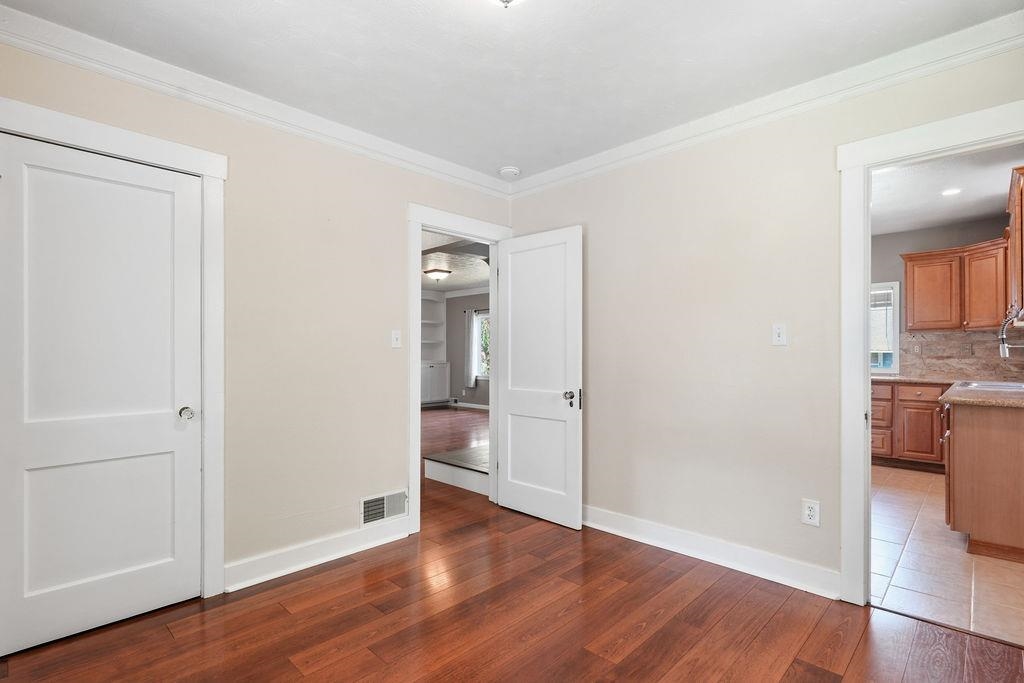 622 E 27TH Ave - Photo 10