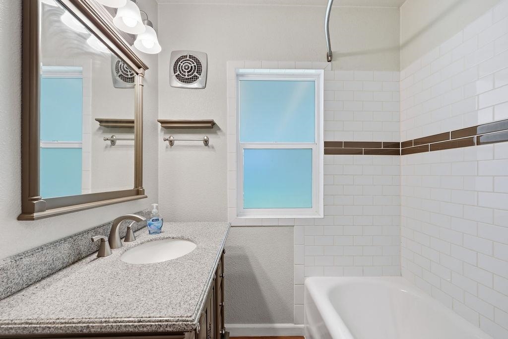 622 E 27TH Ave - Photo 13