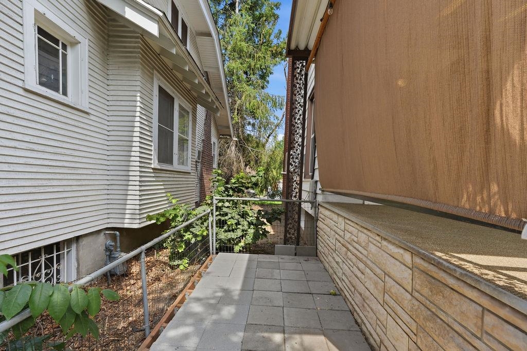 622 E 27TH Ave - Photo 35