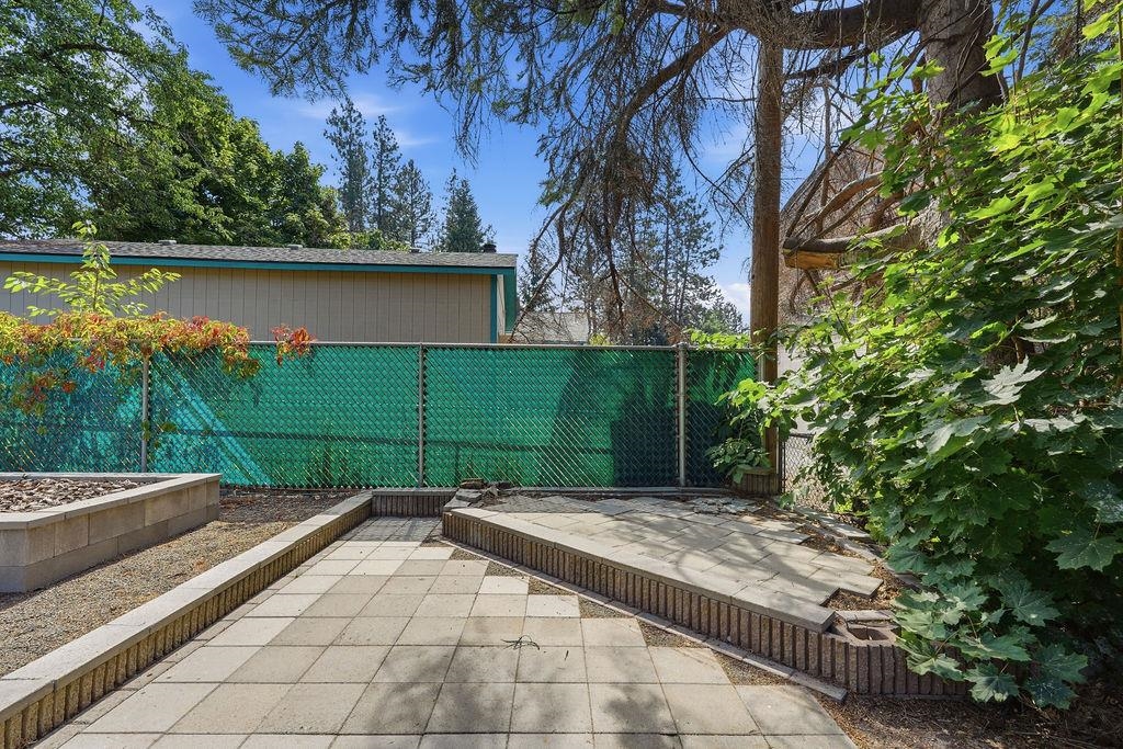 622 E 27TH Ave - Photo 37