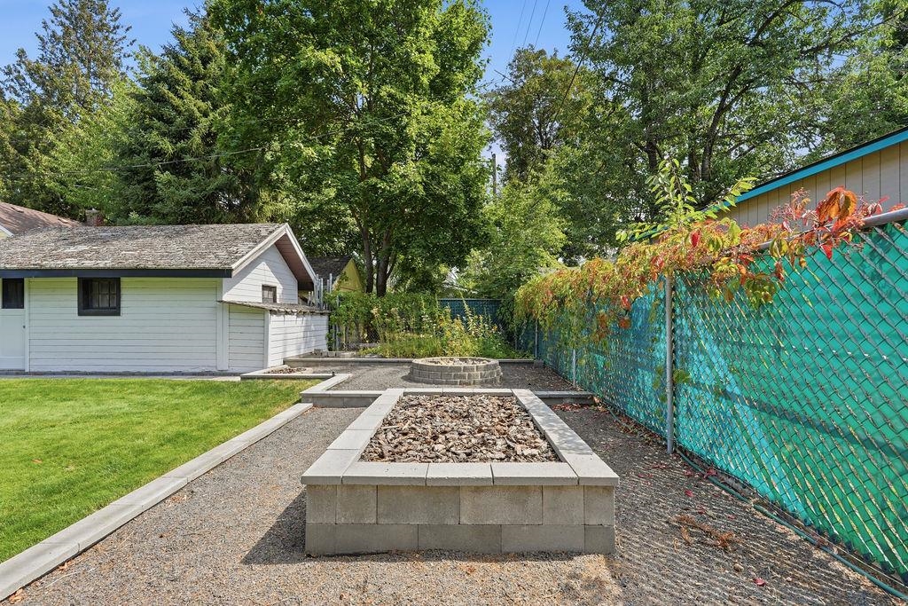 622 E 27TH Ave - Photo 38