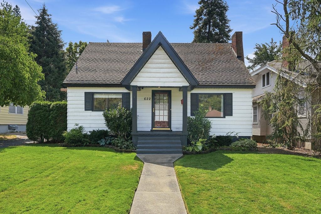 622 E 27TH Ave - Photo 1