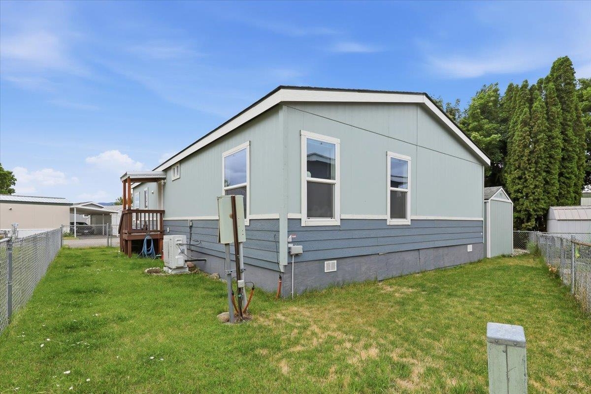21725 E Wellesley Ave - Photo 17