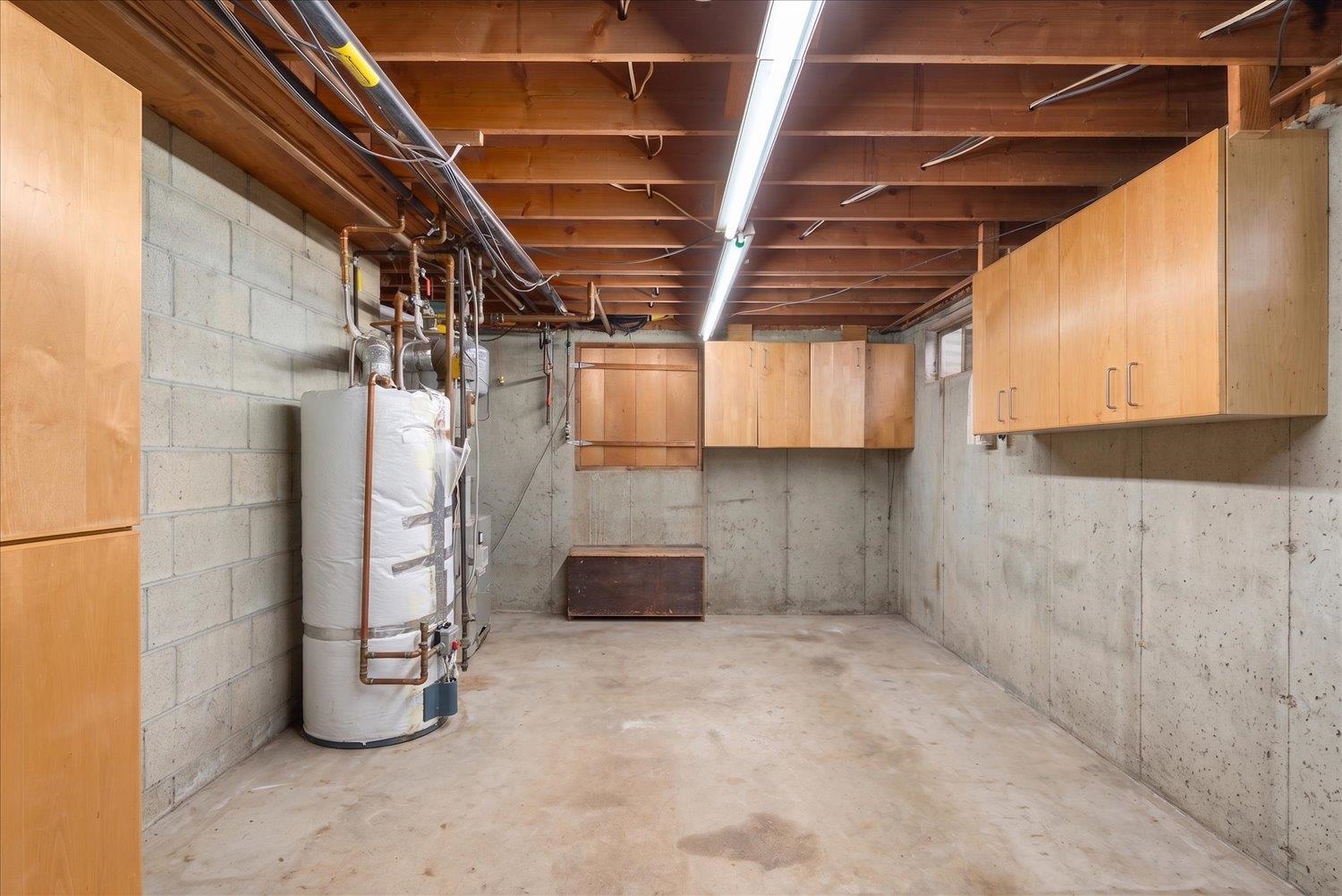 1915 E 38th Ave - Photo 34