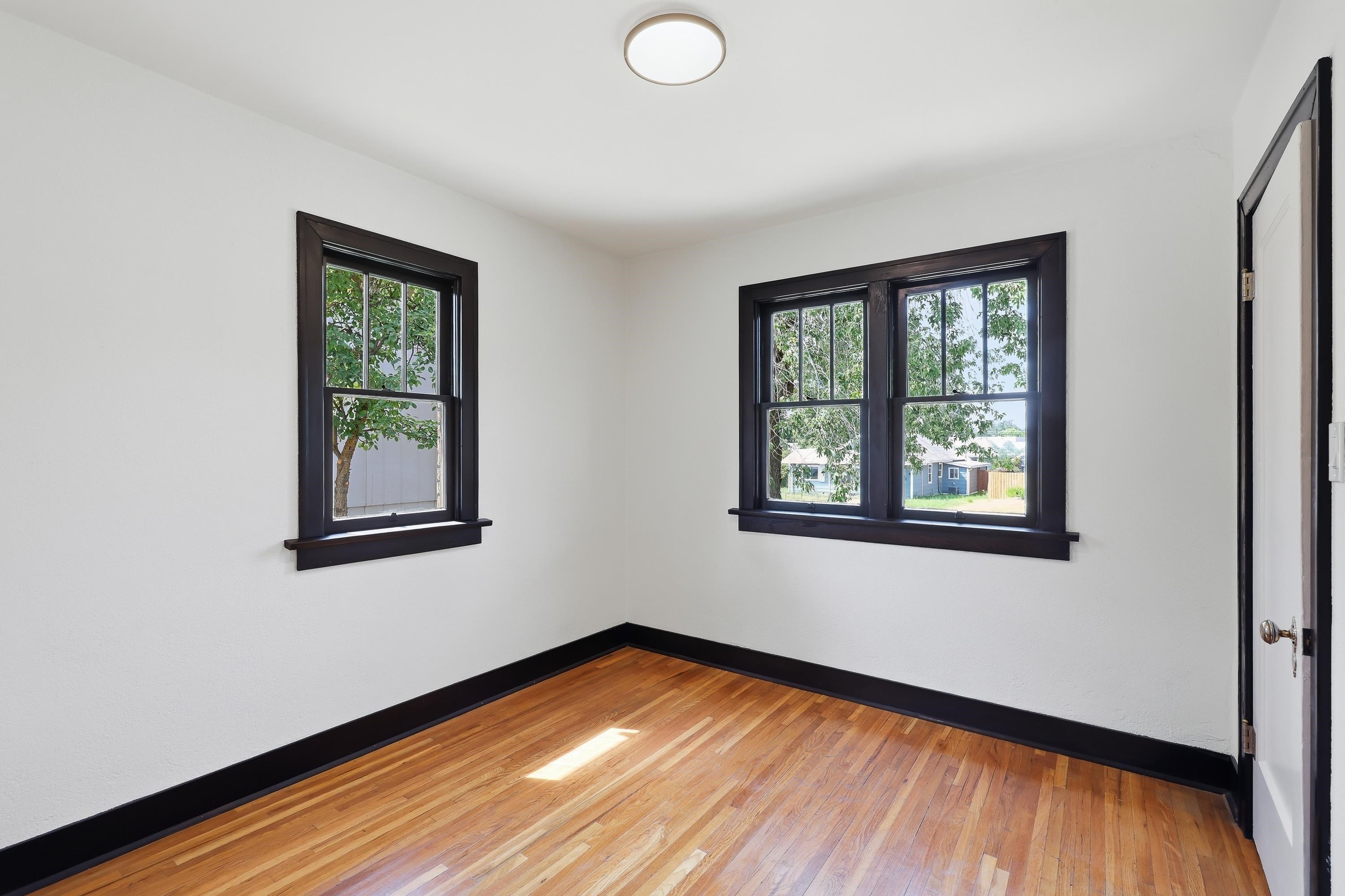 5028 N Wall St - Photo 8