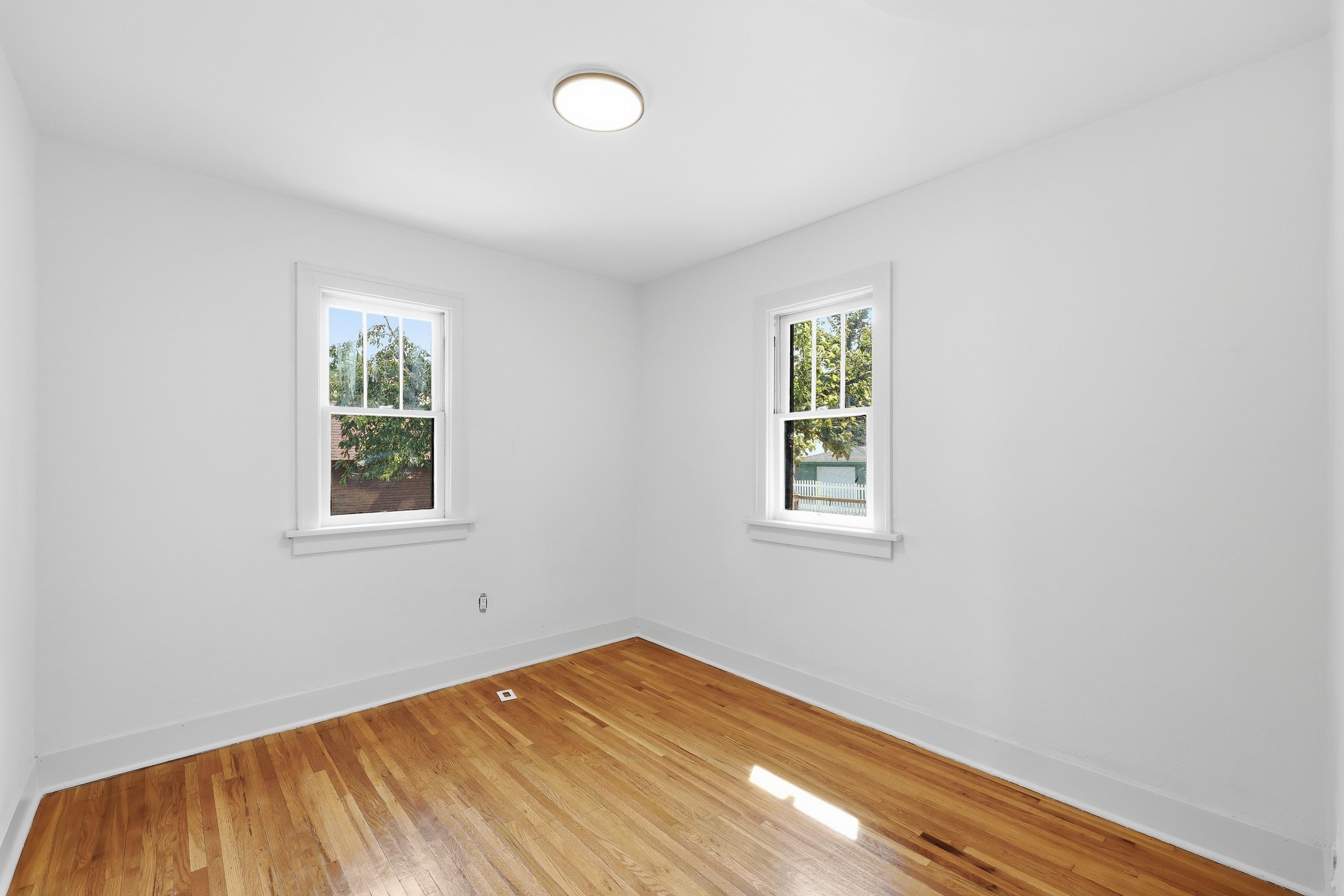 5028 N Wall St - Photo 9
