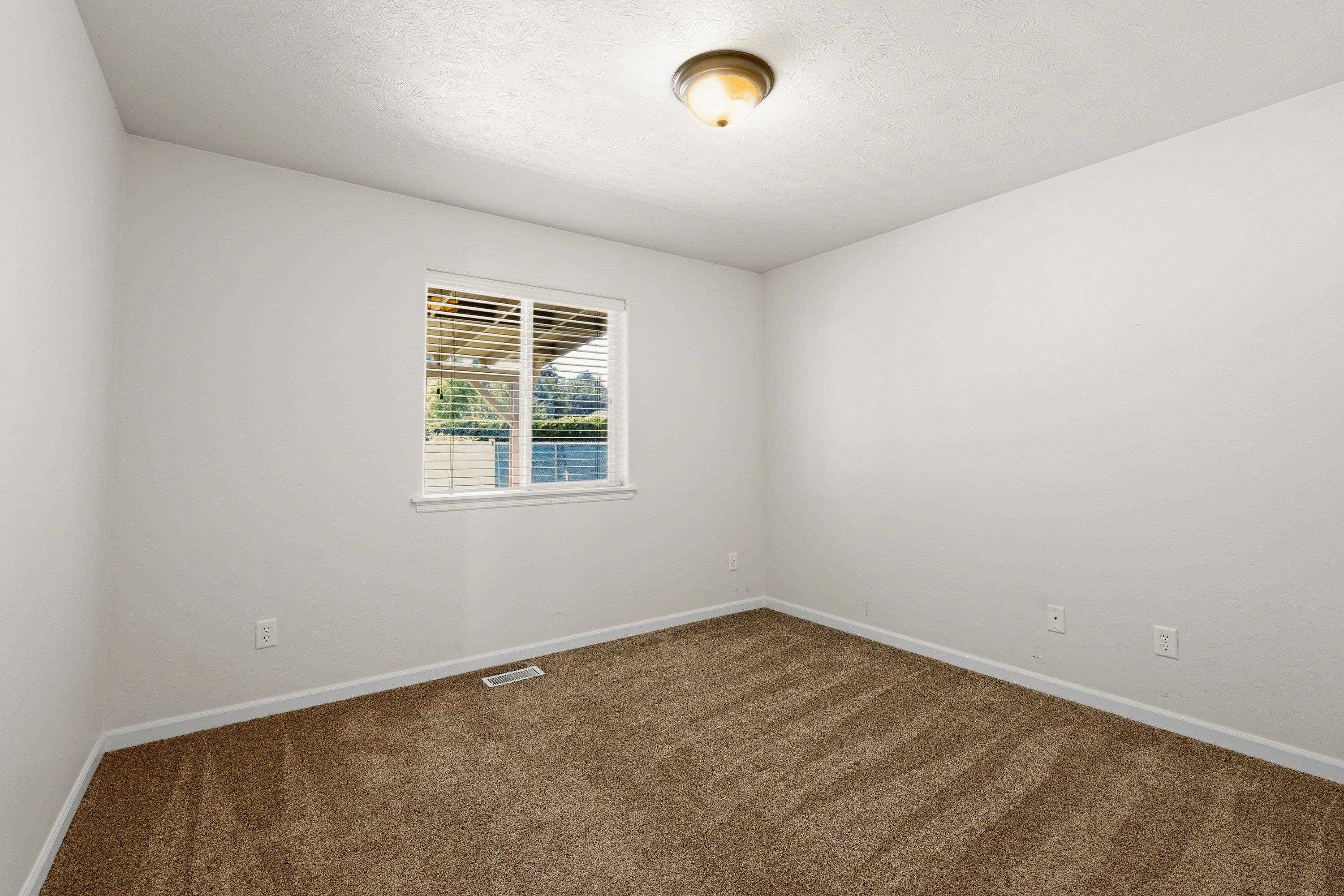 15926 E Renz Dr - Photo 28