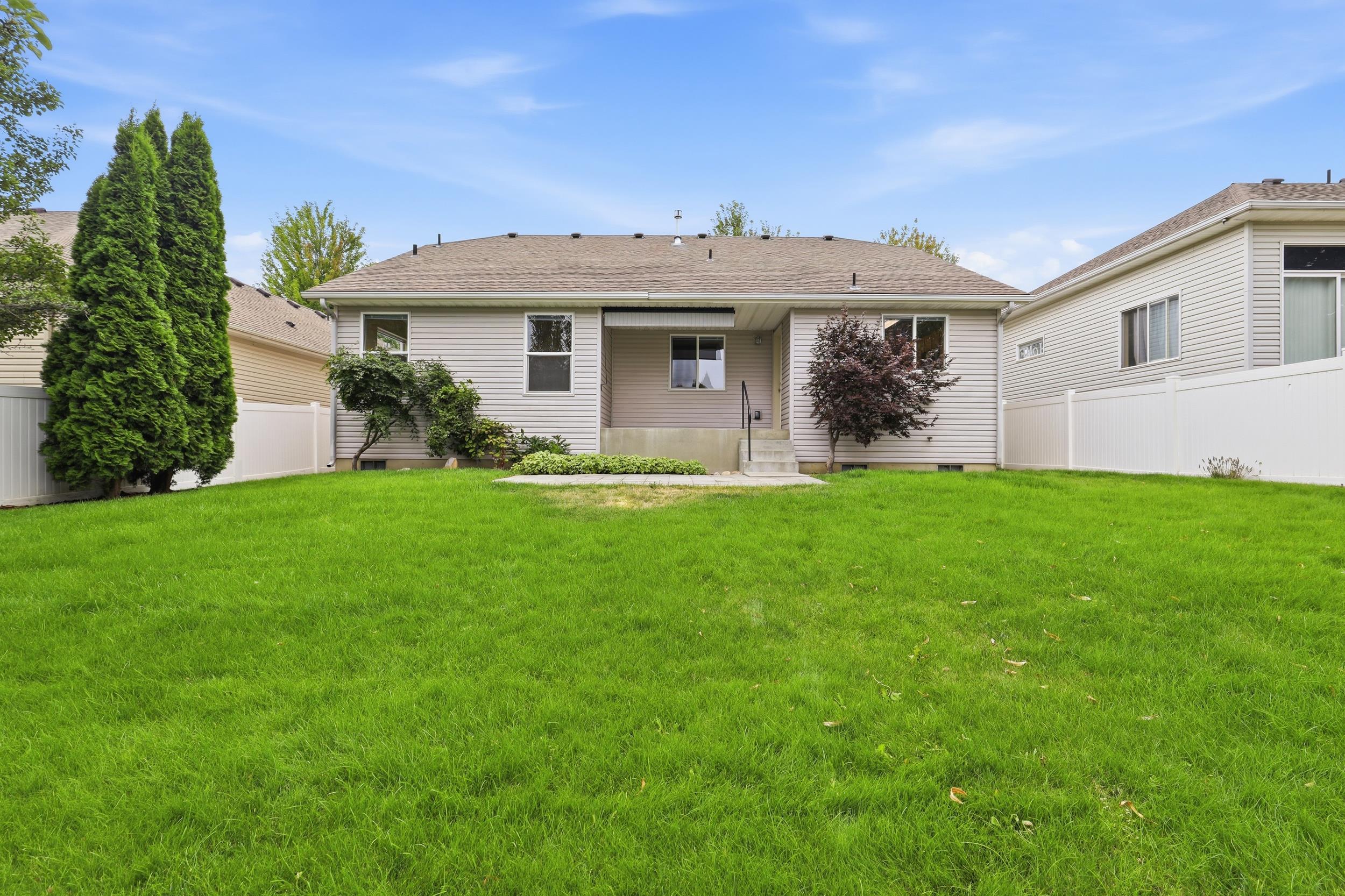 9106 N Oak St - Photo 40