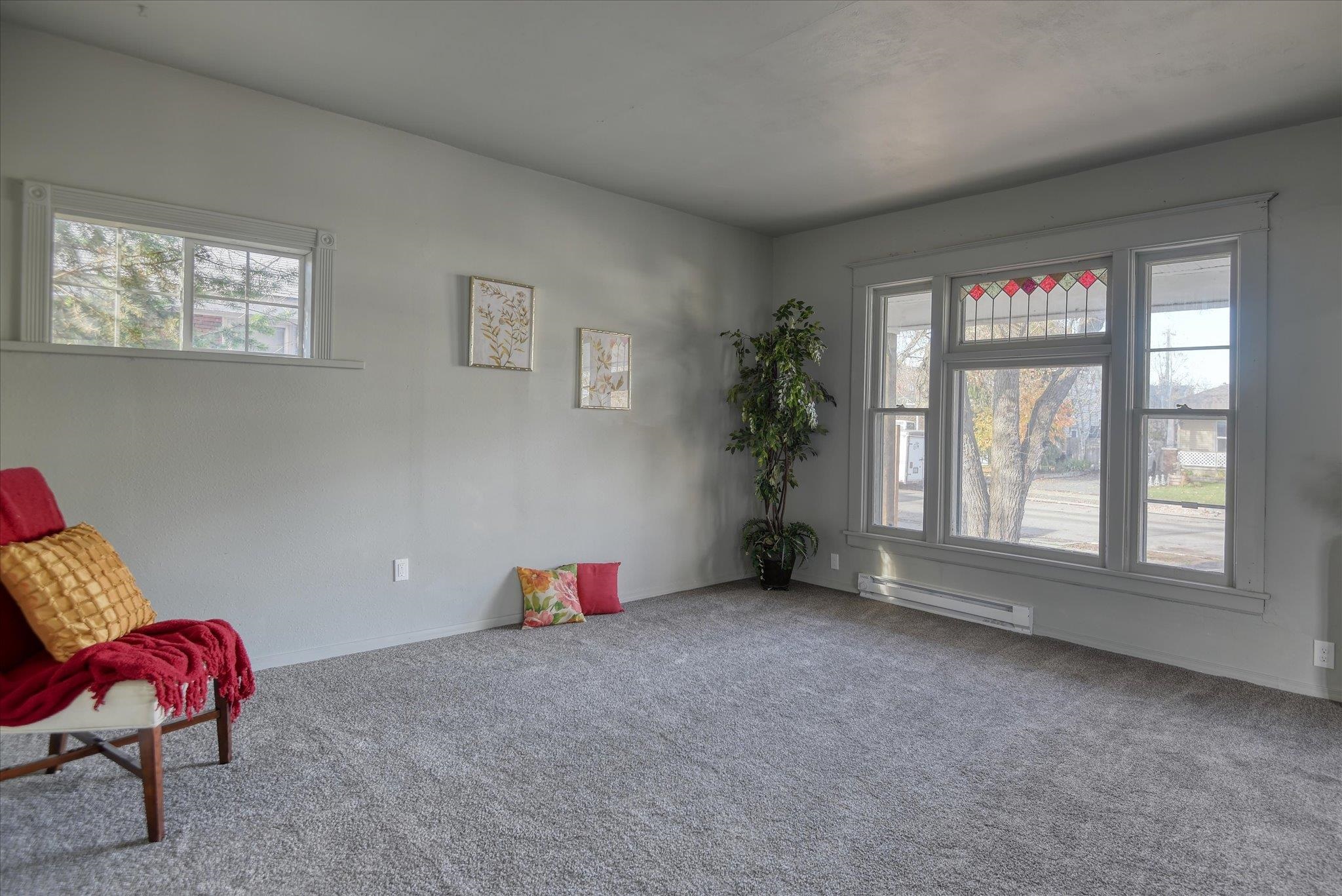 1121 W Knox Ave - Photo 16