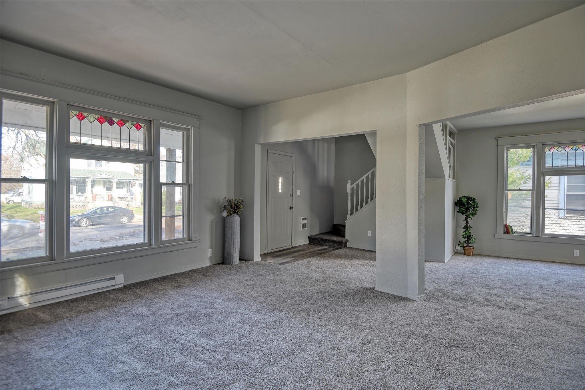 1121 W Knox Ave - Photo 17
