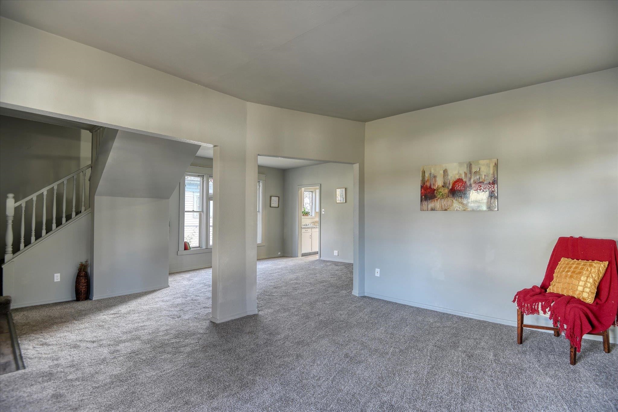 1121 W Knox Ave - Photo 7
