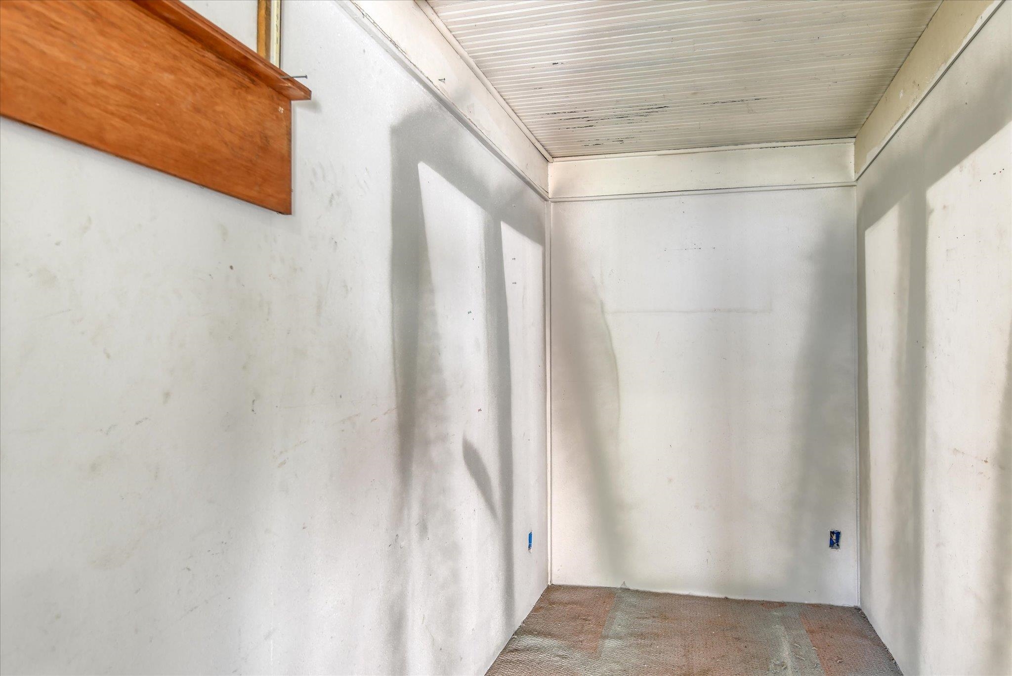 1121 W Knox Ave - Photo 21