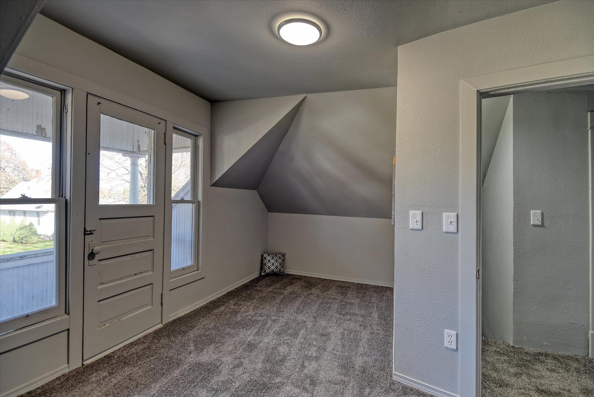 1121 W Knox Ave - Photo 25