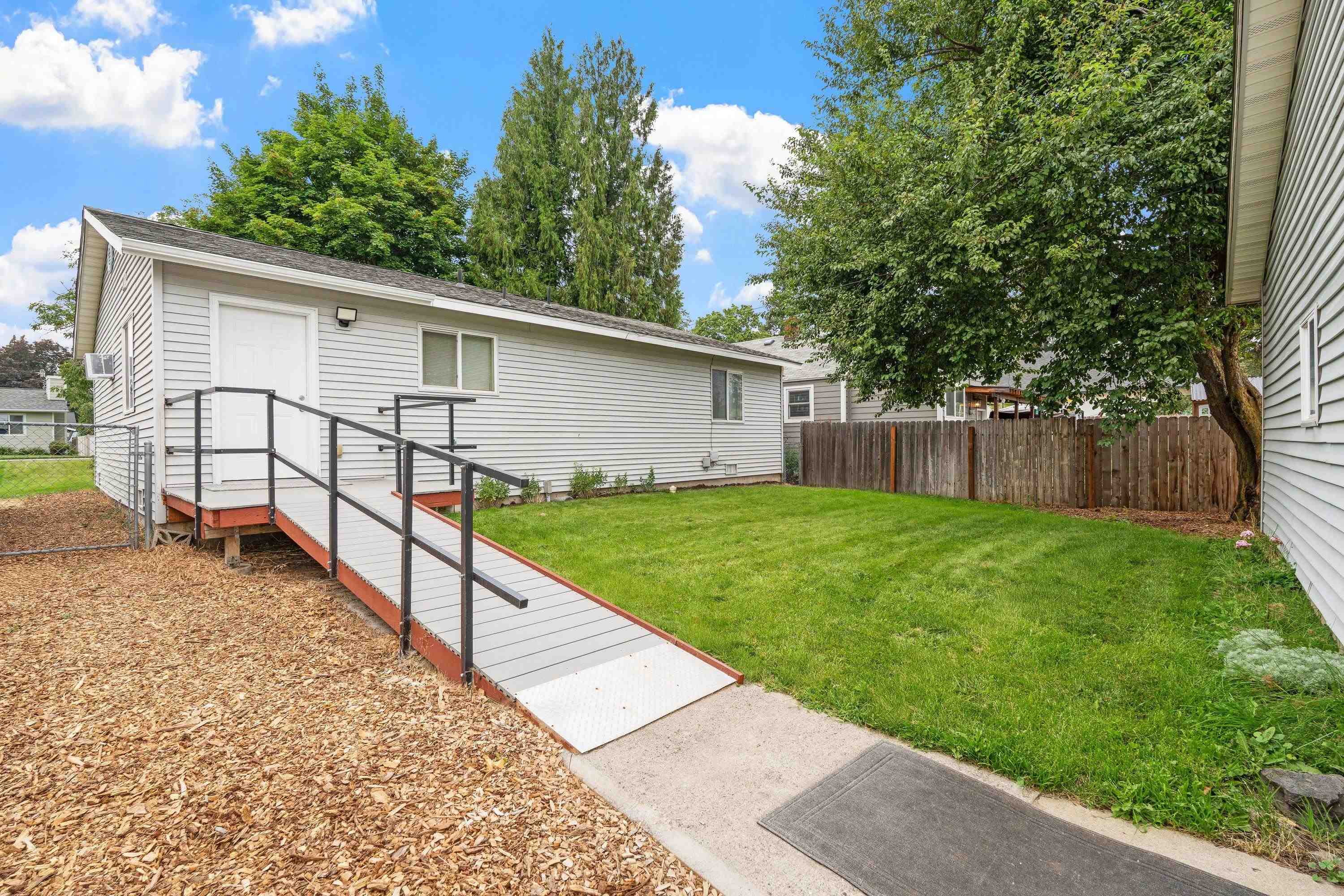 5930 N. Normandie St - Photo 27