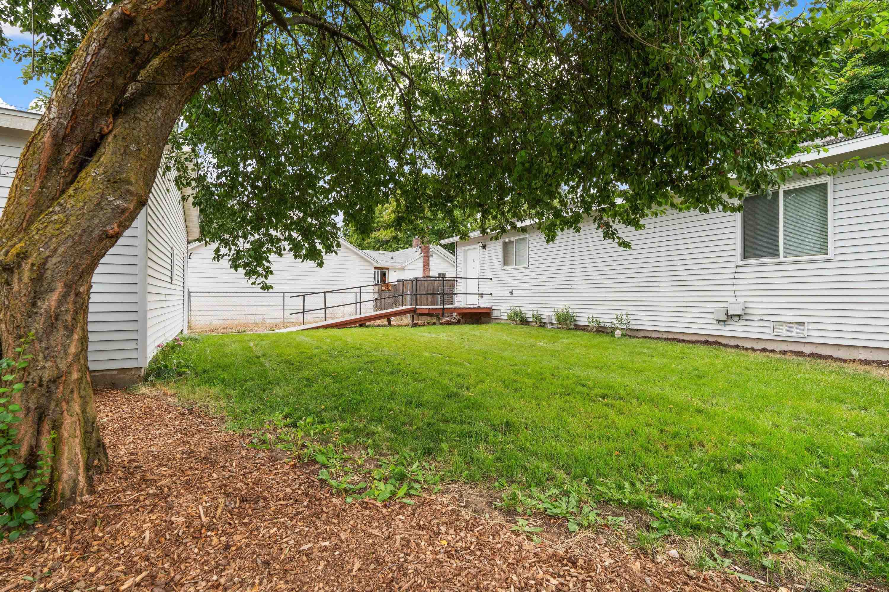 5930 N. Normandie St - Photo 29